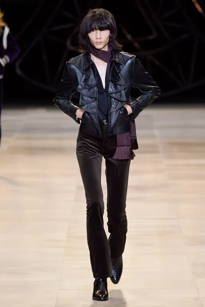 Look 82